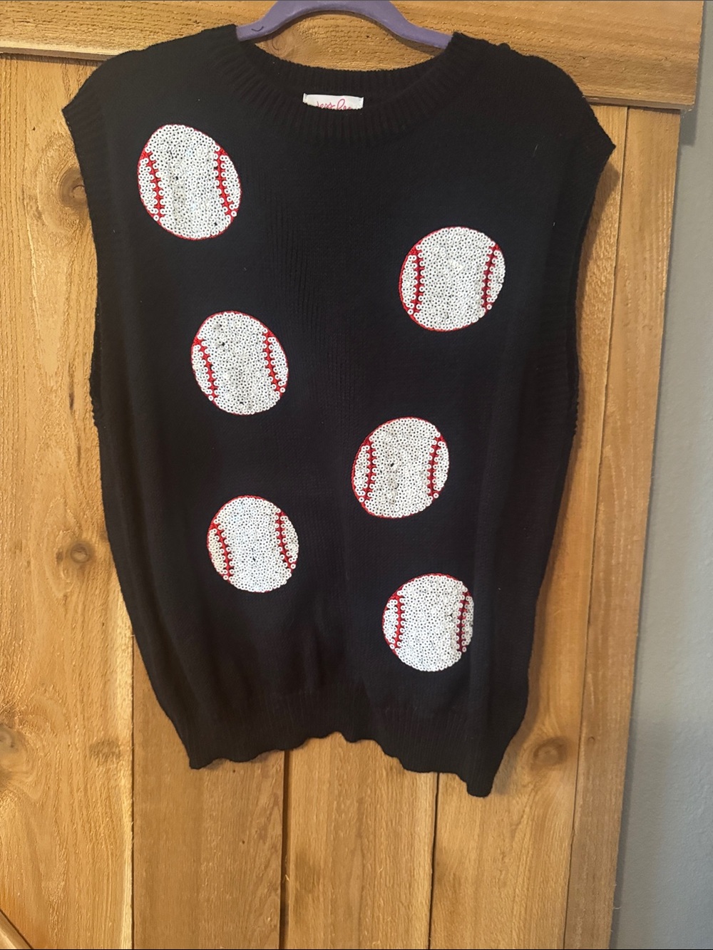 Sleeveless Sweater Vest with Sequin Baseball